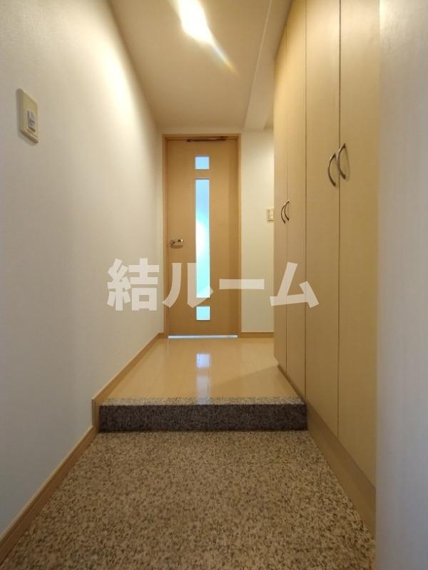 板橋区氷川町の賃貸マンションの玄関