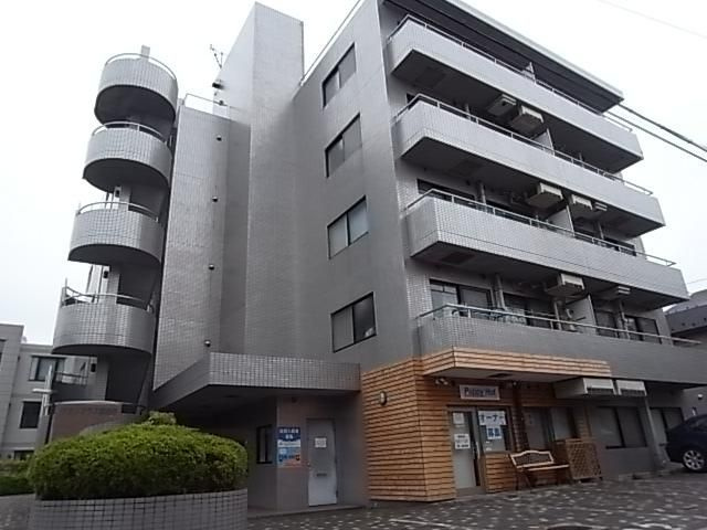 グランプラス西目白の外観