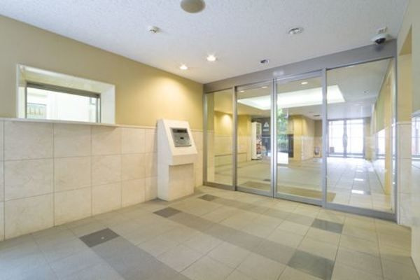 プロスペクト清澄庭園のエントランス