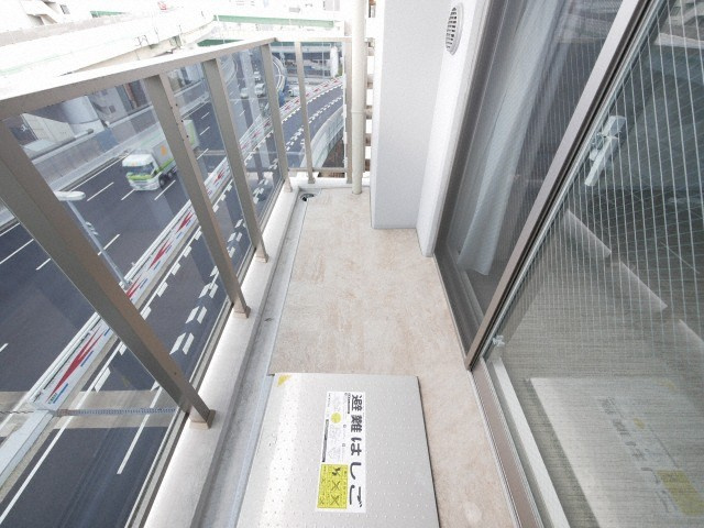 TAT LYON TIMBER TOWNのバルコニー