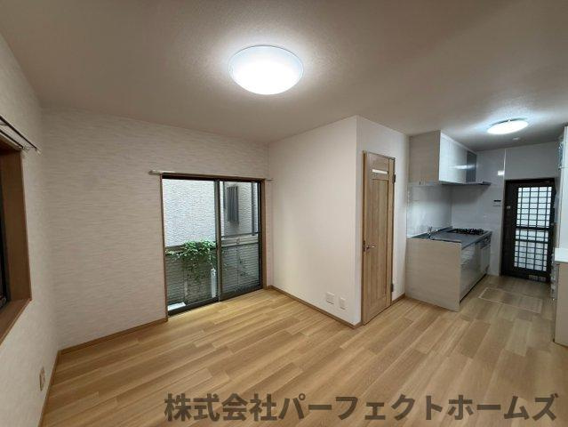【居間・リビング】の画像