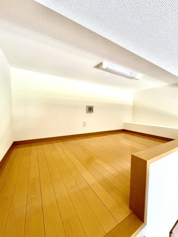 Ｍ．アルヴェリーノのその他|ロフト