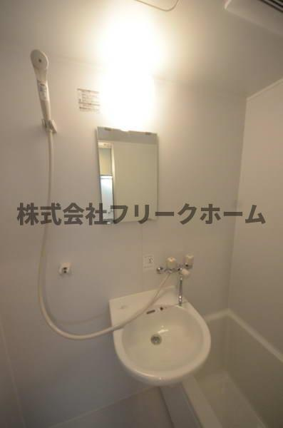 武蔵野市中町１丁目の賃貸マンションの洗面所