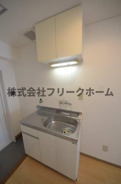 武蔵野市中町１丁目の賃貸マンションのキッチン