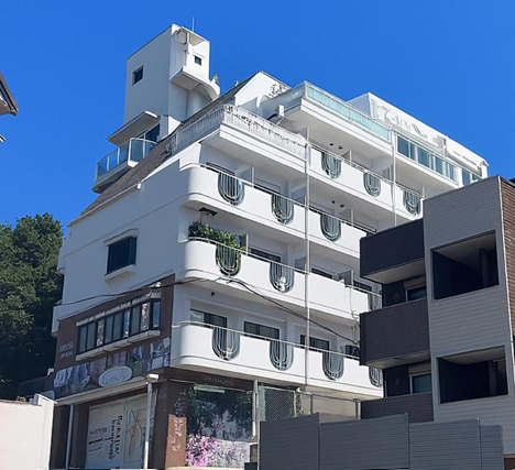 神戸市垂水区東舞子町の一棟マンションの外観