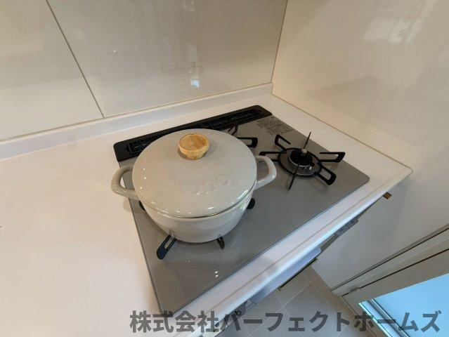 釈尊寺第一住宅1号棟のキッチン|きれいなキッチンです