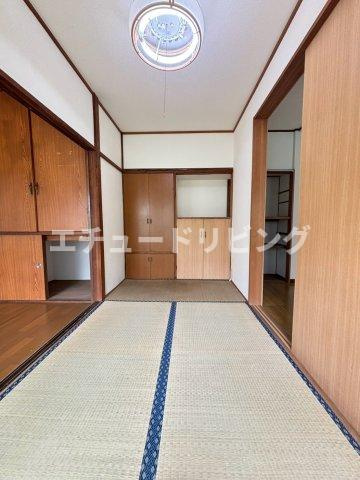 渡戸２丁目貸家の収納