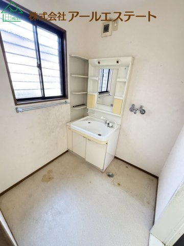 姫路市夢前町宮置　　中古戸建の独立洗面台