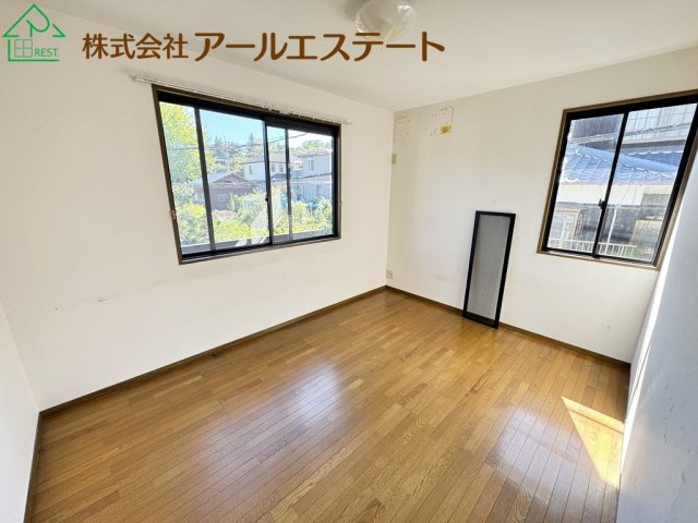 姫路市夢前町宮置　　中古戸建の洋室