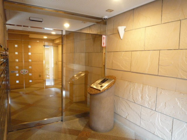 アビテ本郷のエントランス|エントランスです