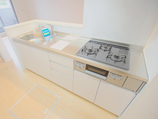 レゾンドⅢ　古市橋のキッチン