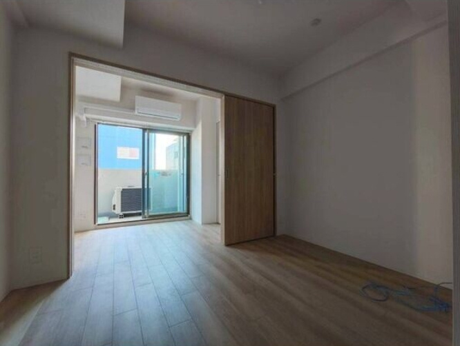 エスリード大阪セレスティアの洋室