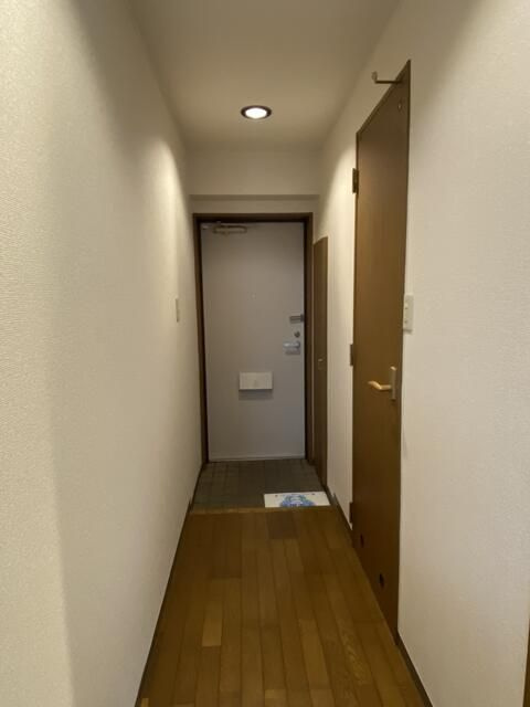 ホークマンションＢの玄関