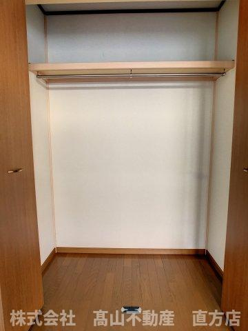 直方市大字山部のアパートの収納