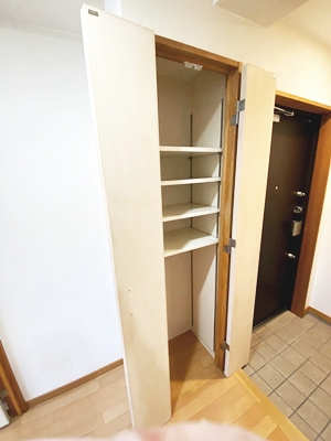 サンクラッソ中山寺駅前シェヴェールの収納