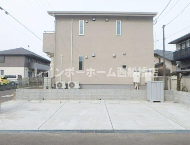 MADEIRAの駐車場