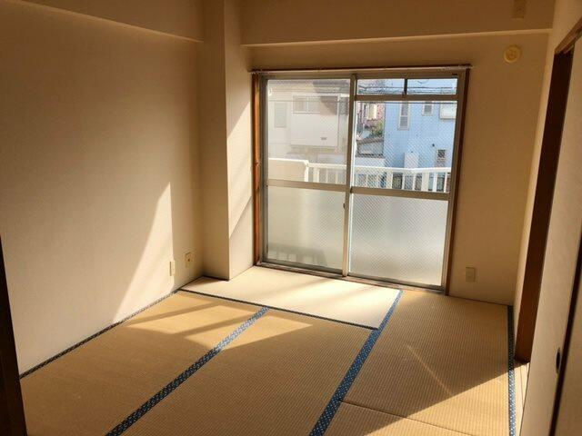 南向きですので日当り良好です