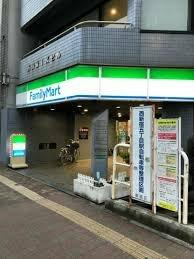 ファミリーマートサ…まで388m