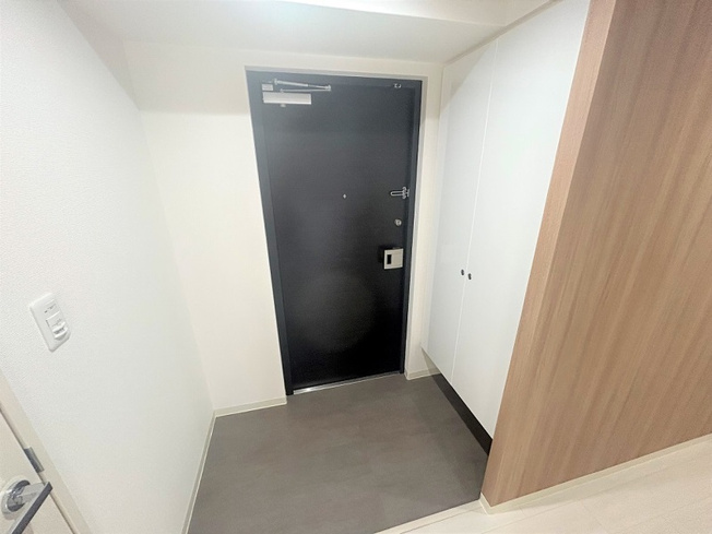 【玄関】