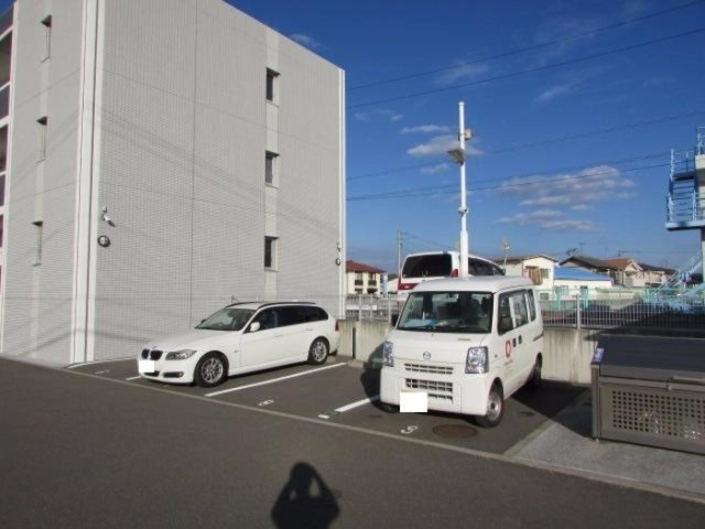 MANY FIELDS DXの駐車場|駐車場