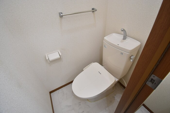アイコートのトイレ|温水洗浄暖房便座