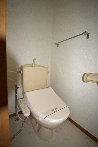 アペックス花ノ宮のトイレ|温水洗浄暖房便座