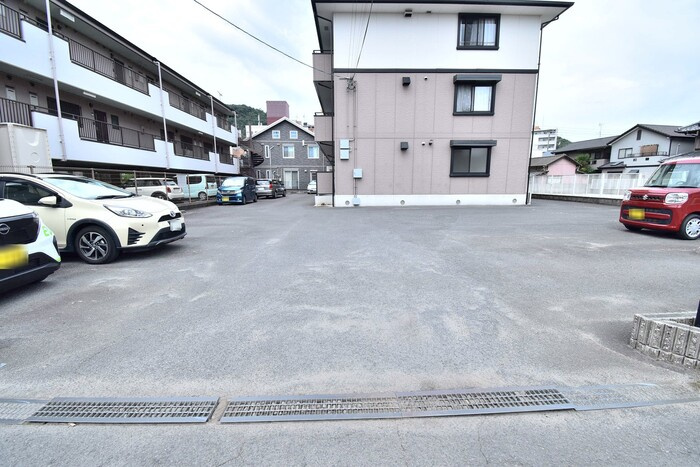 アペックス花ノ宮の駐車場|駐車場