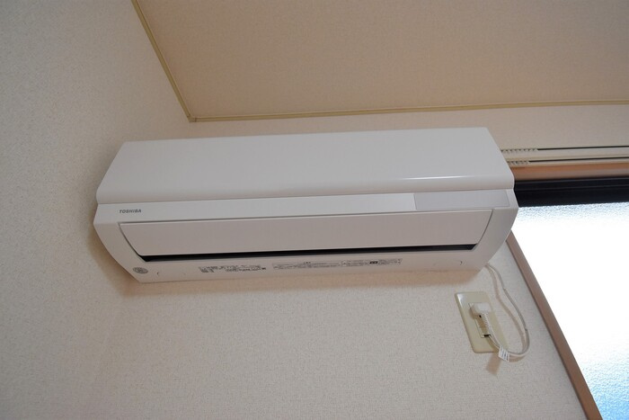 エクセレンスファミール木太 A棟の洋室|エアコン（洋室）