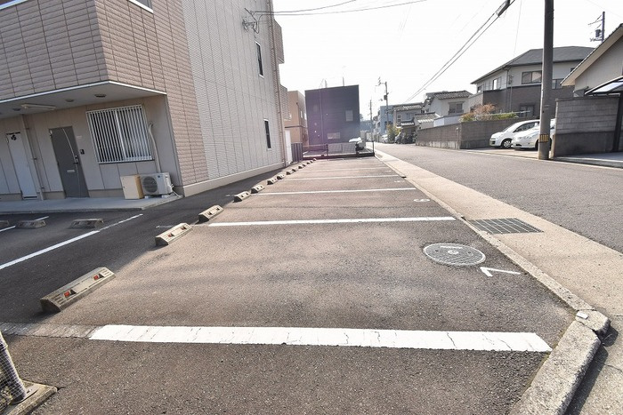 ウィルコート･伏石 C棟の駐車場|駐車場