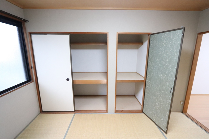 グランシャトー B棟の和室|北和室物入