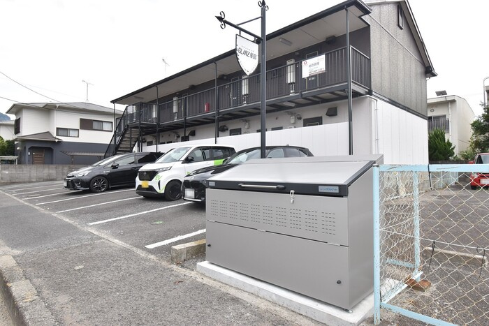 グランツ屋島|ゴミ置場