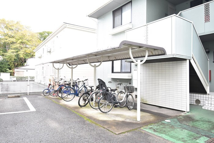 グランシャトー B棟のその他共用部分|駐輪場