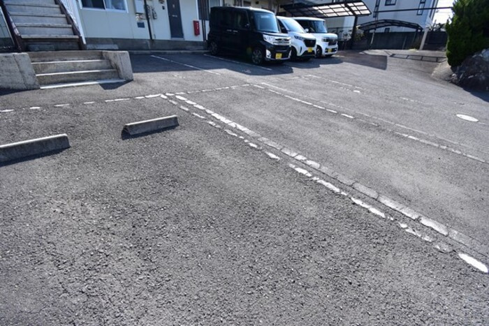 コーポ明日香の駐車場|駐車場