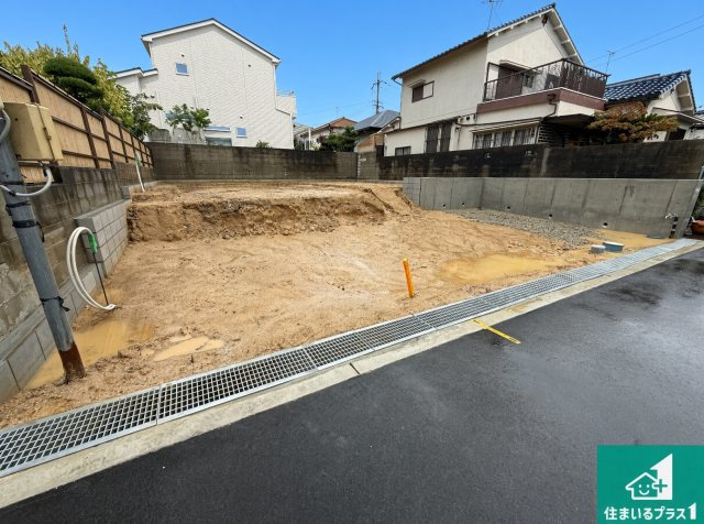 羽曳野市羽曳が丘西　第2期　新築一戸建ての外観|周辺は落ち着いた街並みの住宅地！子育てがしやすい住環境です！まだ未完成ですが、現地でしかわからない事もございます。是非一度ご覧ください。