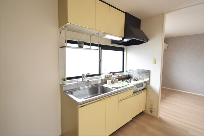シャインポート屋島A～D棟 D棟のキッチン|２口ガスコンロ付きキッチン
