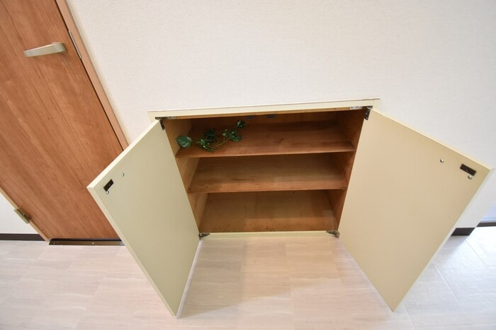 シャインポート屋島A～D棟 A棟の玄関|玄関