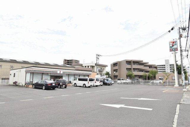 サン・アヴニール|セブンイレブン高松木太町本村店