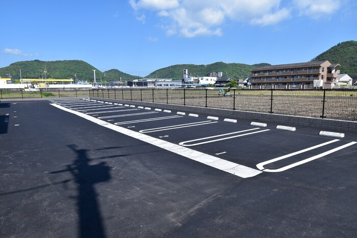 シャンス・ヴィラージュⅠの駐車場|駐車場