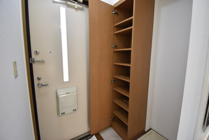 シャインポート屋島 E棟の収納|シューズボックス