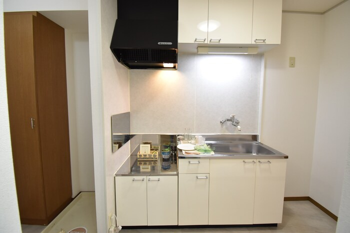 シャインポート屋島 E棟のキッチン|キッチン