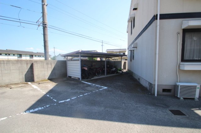 ドミール円座 B棟のその他共用部分|駐輪場