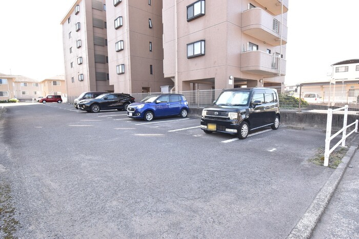 ビッグベアハイツⅡの駐車場|駐車場