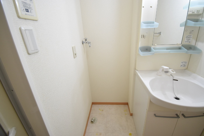 パラディー森塚|室内洗濯機置場