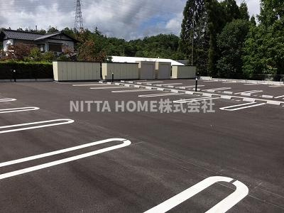 福知山市字長田のアパートの駐車場|敷地内駐車場になります◎