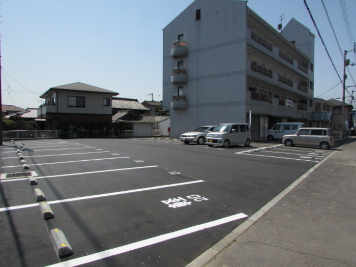 植田コーポの駐車場|駐車場