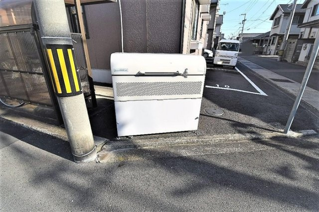 栗林セントラルコーポ A棟|ゴミ庫