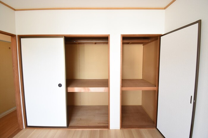 屋島ハイツ Ｂ棟|物入