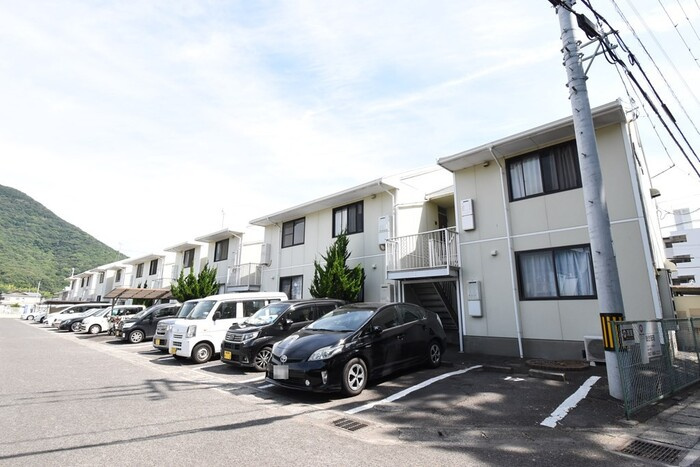 屋島ハイツ Ｂ棟