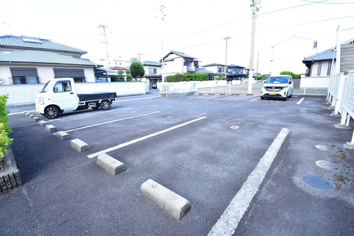 第２メールブルーの駐車場|駐車場