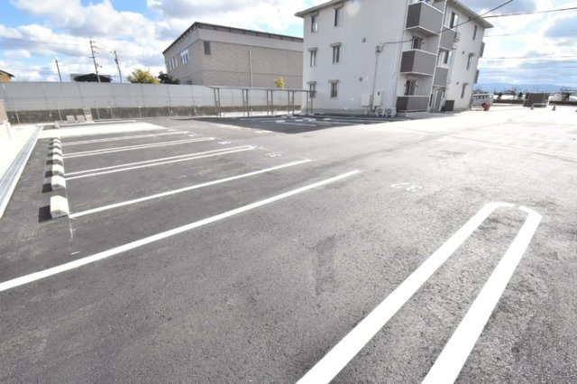 ロータスⅡ B棟の駐車場|駐車場